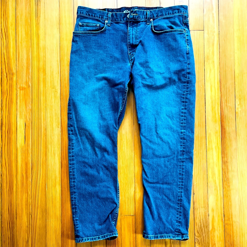 Eddie Bauer 38 x 30 Jeans
